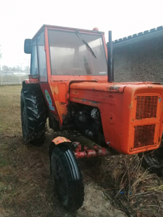 Ciągnik Ursus C 355 - zdjęcie nr 2