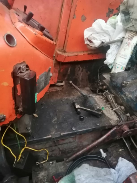 Ciągnik Ursus C 355 - zdjęcie nr 6